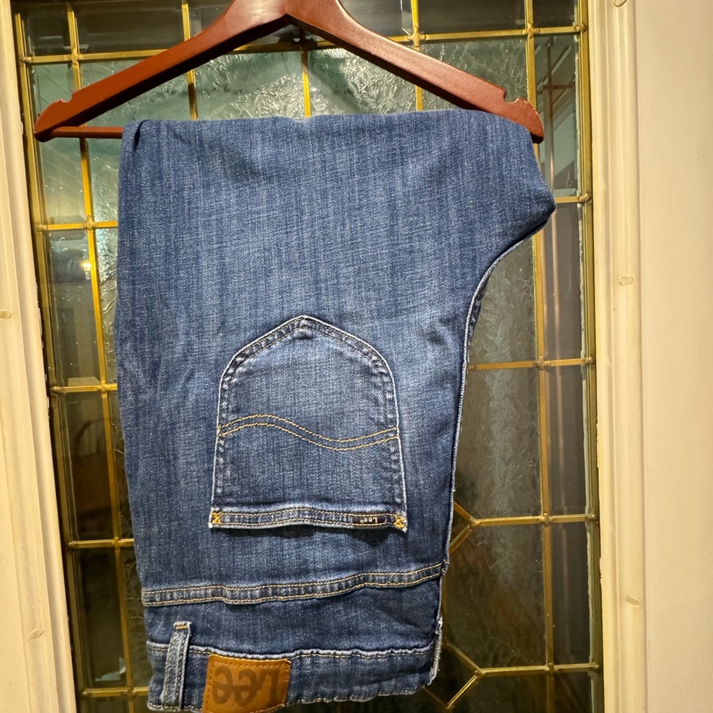 Plus Size Lee - Picture 3 of 6